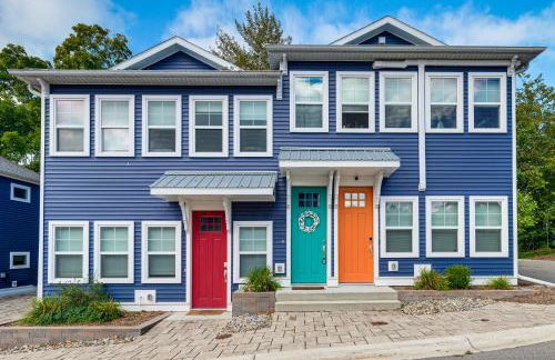 Walk to Dtwn Charlevoix Condo with Fireplace - Foto 22