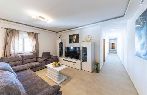 Beautiful Home In Ugljane With Wifi - Foto 4