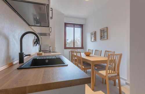 GuestHost - Roomy Apartment near UniBo & Porta San Donato - Photo 6