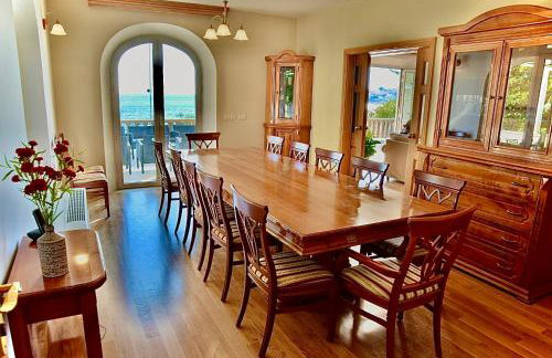 Luxury Seaside Villa with a classic Mediterranean Olive Garden, a fully equipped Professional Kitchen, Pool, Sauna, Padle Boards and Canoe - Miolin Beach House - Photo 8