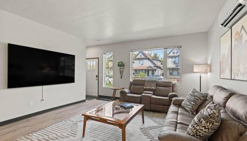 Brand New 3BD 2 5BTH Triplex Unit Near Downtown - Foto 1