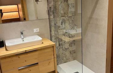 INCANTO apartment with a lake view - Foto 10