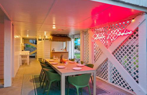 LayLow Oceanview House , Hot Tub, Arcade & Golf - Foto 4