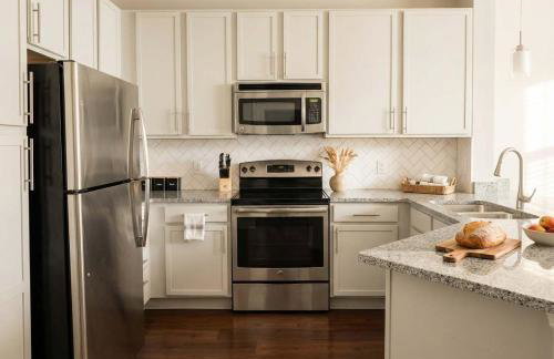 Boulevard Stays Midtown 1BR Pool Gym Parking 03 - Foto 4