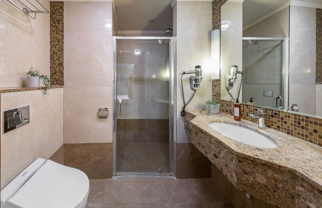 Crown Palace Apartments by Adrez - Foto 19