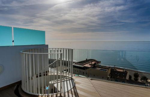 Panoramic Seaview Penthouse The Wave - Photo 12