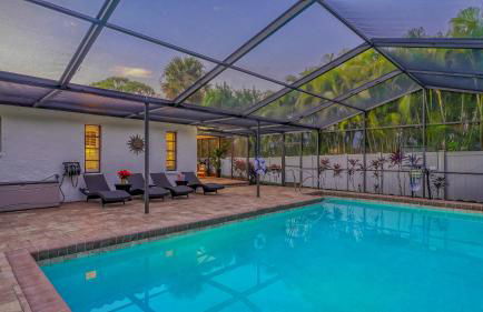 Casa Del Mar - Pet Friendly House on Siesta Key w/ Outdoor Patio & Private Screened-In Heated Pool! - Foto 48