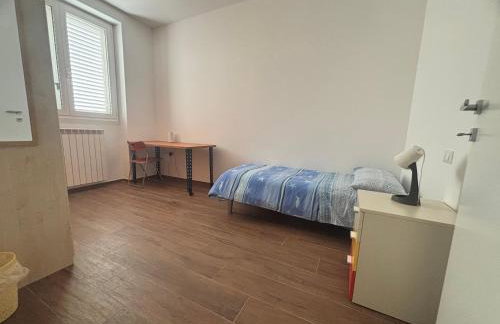 Grazioso appartamento Peschiera Borromeo a 10 minuti in auto da Milano, aeroporto Linate e ospedale Cardiologico e di San Donato - Photo 7