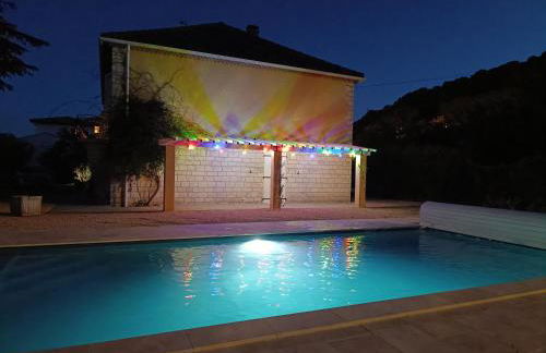 Villa Chantebise, calme et élégance avec piscine privée - Foto 3