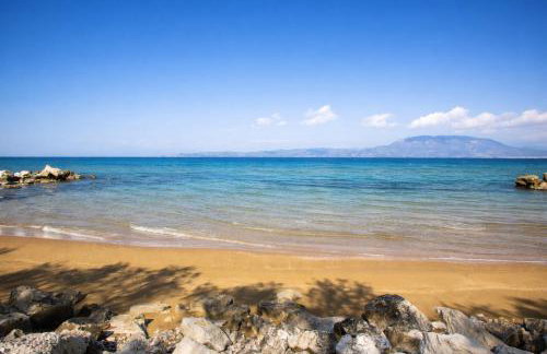 Beachfront Absolute Bliss in Perigiali, Korinthia - Foto 3