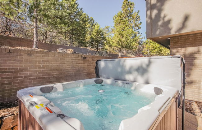 Verdant Oasisluxury, Traveler's Home W/hottub! - Foto 31