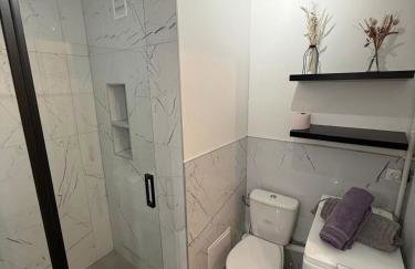 Appartement T2 rénové avec balcon et parking - Foto 7