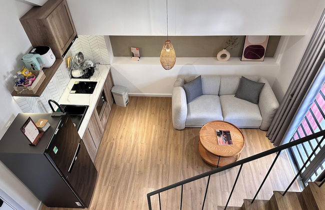 KIN WANDER TAN PHONG, THE MOONAGE - Foto 52