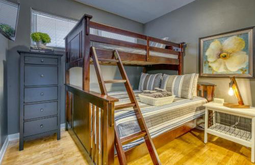 Modern Beach Bungalow, Firepit, Foosball, Hot tub, IN Dunes Natl Park - Foto 10