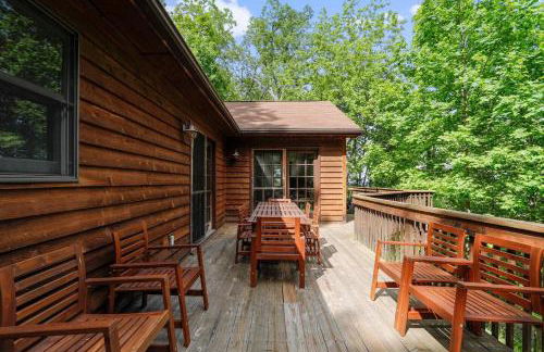 5 Bedroom Suites Hot Tub Jacuzzi Tub & Game Room - Photo 60