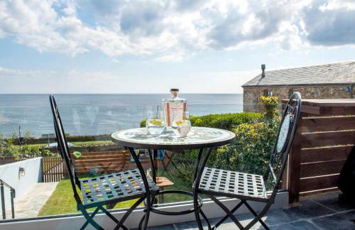 Hawkins Cottage with Hot Tub - Photo 25