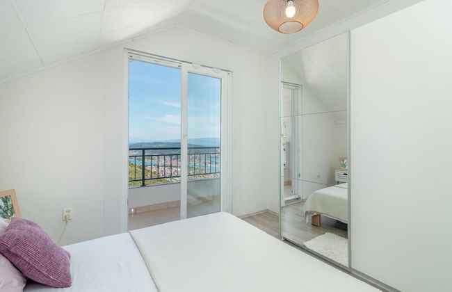 Hillside Villa in Trogir With Pool, Terrace, and Stunning City View - Foto 13