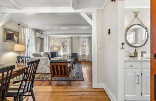 2BR Home|Downtown Rockport w/parking|Walk 2 Ocean - Foto 28