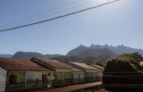 Apto com Wi-fi, garagem e vista das montanhas - Foto 1