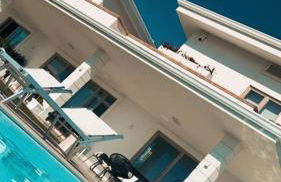 Luxury villa Blue&Blanc piscina a sfioro isola - Foto 12