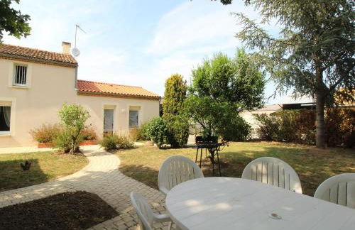 Gîte Mélisse : Calme et Confort à 30 min Puy du Fou - FR-1-622-100 - Foto 1