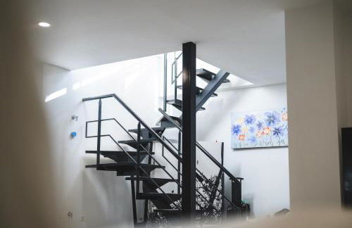 New - MiJa basement Loft Apartment steps from Beach - perfect for Sun and Sport Seekers - Foto 43