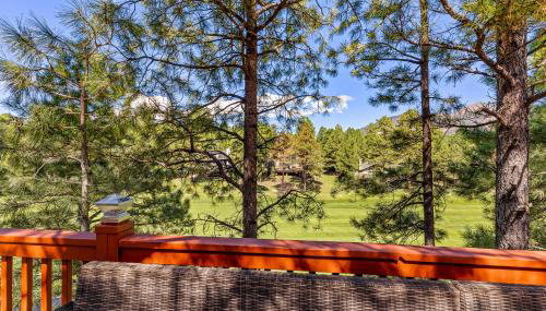 ACE - A Hole in One Right on the Golf Course Hot Tub Mt Views Pines - Foto 5, Other