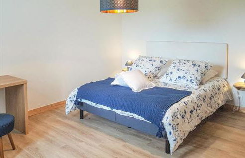 Lovely Home In Guisseny - Photo 25