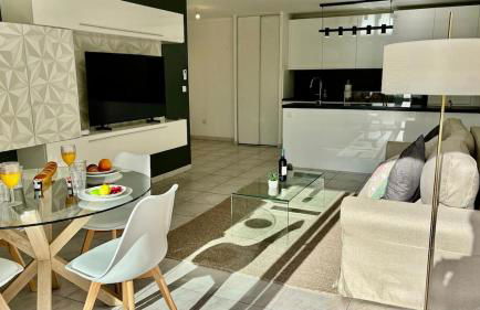 Juana YourHostHelper - Photo 8