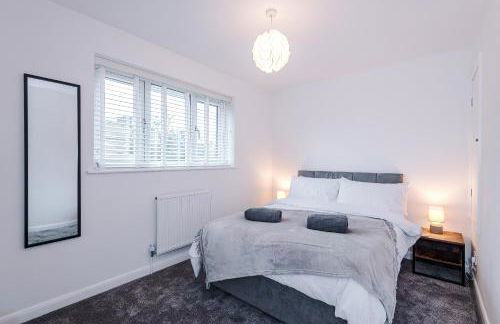 Stylish 2BR House for 4 in Manchester with Parking - Foto 31