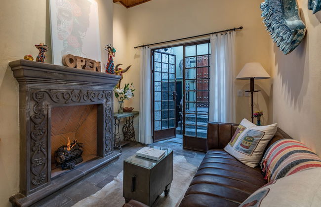 Casa Esperanza, 2BR Designer Charm + Rooftop Views - Foto 15