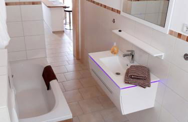 STADTOASE moderne Wohnungen mit Balkon, Komfort und Ruhe, Für Monteure geeignet, Free WiFi - Foto 25