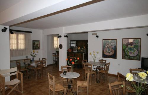 Venetia Apartments - Photo 34