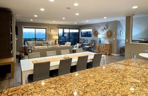 Oceanview Luxury - 5BR - Hot Tub - Steps to Beach - Foto 50