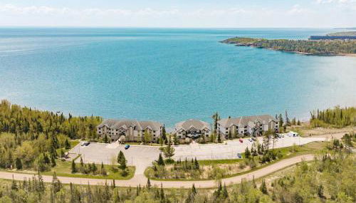 Whispering Pines Lake Views 1BR King Suite - Foto 5