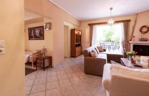 Mother's House - Photo 50