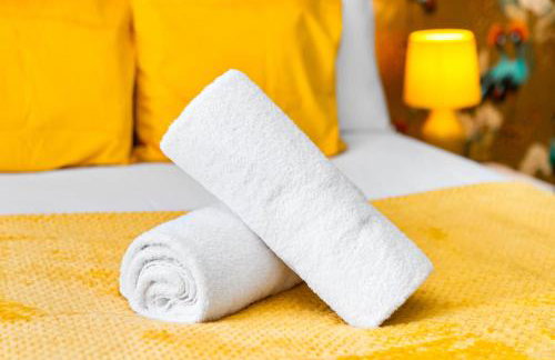 Modern 6-Bedroom Home - Sleeps 12 - Parking - Garden 568P - Foto 60