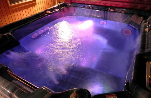 Well-Equipped Cabin Great for Families in Helen, Georgia - Foto 19