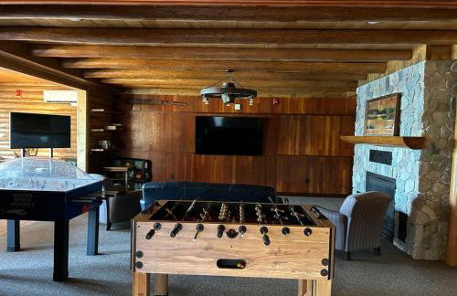 The Lodge at Pine Cone Lodge for Large gatherings! - Foto 11