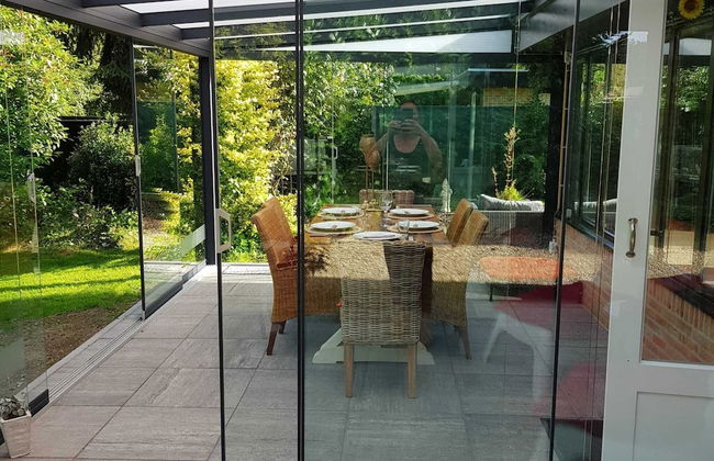 Bright Holiday Home in Lanaken near Lake with Garden - Foto 21