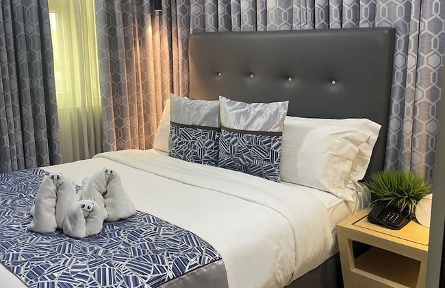 Homes at Bay Area Suites by SMS Hospitality - Photo 17