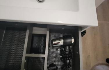 Le plein centre rez de chaussee au cœur de Calais - Foto 37