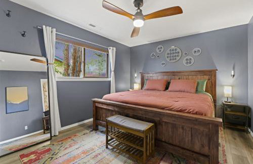 Stylish Home with in Home Gym AC Fully Fenced Yard - Foto 3