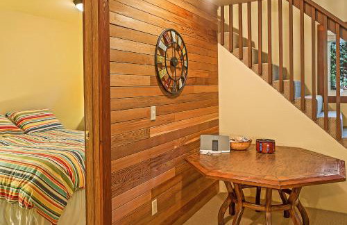 Secluded Greenwater Cabin w Loft Near Rainier - Foto 21