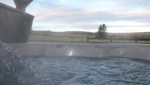 4 Bedroom Forest View House & Hot Tub sleeps - Foto 5