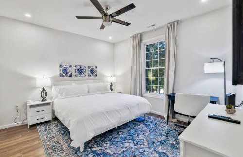 FirepitBBQHot TubKingFull KitchenSmartTVPets - Foto 4