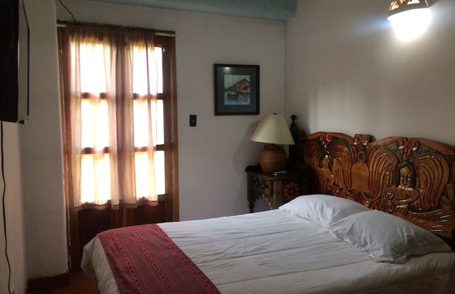 Eco Suites Uxlabil Guatemala City - Photo 6