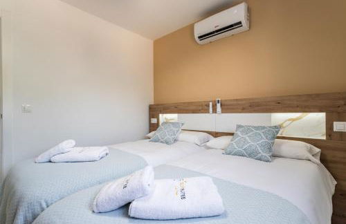 Sur Suites del Sol Apartamento 3 hab y 2 wc con gran terraza y piscina a pasos de la playa - Photo 37