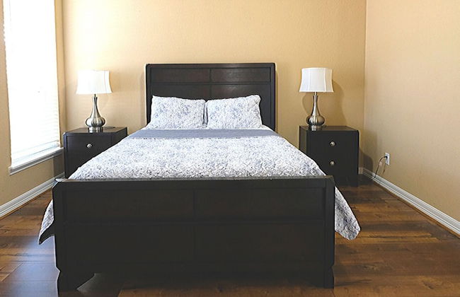 6Bdrm 4.5Bath 8Beds - HOME BIG AS TEXAS - Foto 8