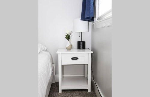 NEW 2BR Apartment near Lake Winnipesaukee - Photo 28